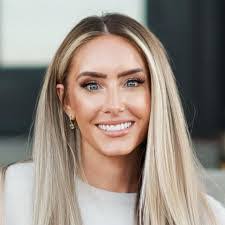 Darcy Leone's Instagram, Twitter & Facebook