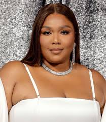 Easter Lane (@swhovianme)