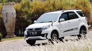 Semua harga toyota pekanbaru yang tercantum adalah harga on the road pekanbaru. Daftar Harga Mobil Bekas Toyota Rush Tahun 2020 Toyota Rush Mulai Rp 119 Juta Tipe Trd Sportivo At Tribun Pekanbaru