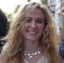 Catherine Schweitzer, Soprano.