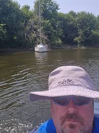 It is tough work keeping all these boats in line!