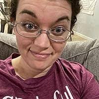 Christi Hansen's Instagram, Twitter & Facebook