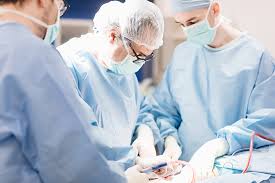 Durează opt până la doisprezece săptămâni pentru ca țesuturile moi rănite sau tăiate în timpul intervenției chirurgicale să se vindece. De Se Sa Alegi Protezarea De Sold In Regina Maria Reginamaria Ro