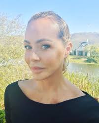 Elsa Raposo mostra-se após tratamento estético mal feito: “A boca não  estava alinhada”