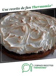 Tarte Briochee Meringuee A La Rhubarbe Recette Patisseries Sucrees Recette Gateaux Et Desserts