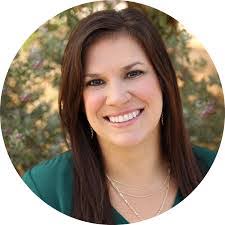 Lacy Simon's Instagram, Twitter & Facebook