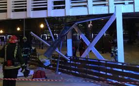 Trinadcat Chelovek Postradali V Rezultate Obrusheniya Peshehodnogo Mosta V Parke Gorkogo Novosti Eho Moskvy 01 01 2019