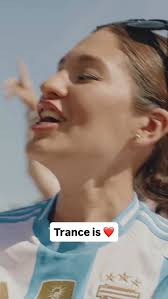 Captured this moment in one of my recent sets 🥹 Pure emotion, joy and love  for Trance Music ❤️ Hope to share many more moments like these