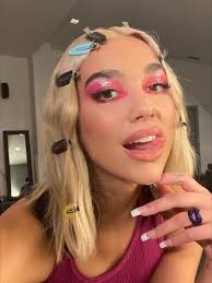 Intro am f c g verse 1 am common love isnt for us f we created somethin phenomena Dua Lipa Gets Physical In New Color Coded Visual Snobette Bold Makeup Looks Dua Colorful Eye Makeup