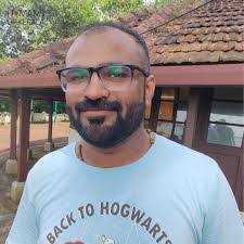 Alisha Abraham's Instagram, Twitter & Facebook