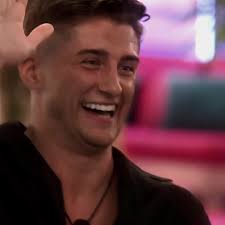 Nations Sweethearts: Love Island Clips & Edits