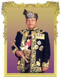 He is the only son and eldest child of the current raja, tuanku syed sirajuddin. Installation Of Yang Di Pertuan Agong Xii Tuanku Syed Sirajuddin Ibni Al Marhum Tuanku Syed Putra Jamalullail Malaysia Malaysia Stamp Philately Reference Guide