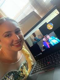 HMCS teacher Ms. Baran and a few of her students were dressed as characters  from Frozen for virtual class today!