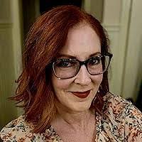 Lana Elkins's Instagram, Twitter & Facebook