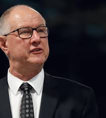 PROFILE: SEAN HANLEY