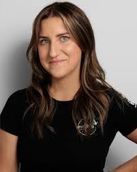 Leila Dodd's Instagram, Twitter & Facebook