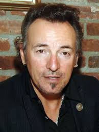 verse 1 i was trying to find my way home but all i heard was a drone bouncing off a satellite crushing the last lone american night. Snap Judgment Bruce Springsteen S Radio Nowhere Ew Com