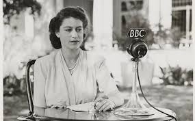 Fue el discurso de una futura monarca, en el que hablaba sobre modernidad, sin. Reina Isabel El Discurso De Su Juventud Con El Que Sorprendio A Todos