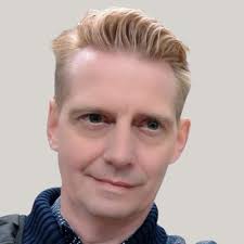 Starbucks promotes Mike Grams to chief operating officer. Grams joined  Starbucks from Taco Bell in January as the company's first North America  chief stores officer http://ow.ly/btp4106b1io