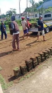 Kota malang adalah sebuah kawasan yang terletak di provinsi jawa timur dan merupakan kota terbesar kedua di jawa timur setelah surabaya. Lowongan Tukang Kebun Malang Job For Career Malang Januari 2018 Wiwin Anastasia 11 Ada Banyak Sekali Jenis Pekerjaan Tukang Bangunan Yang Umum Twerkun