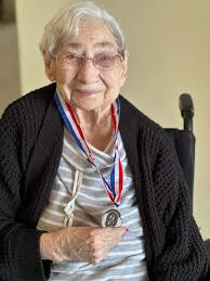 Mother's basketball career in Iowa