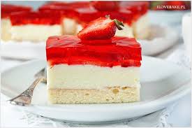 Biszkopt z kremem budyniowym i truskawkami. Biszkopt Z Truskawkami I Kremem Budyniowym I Love Bake Tasty Chocolate Cake Food Strawberry Cakes