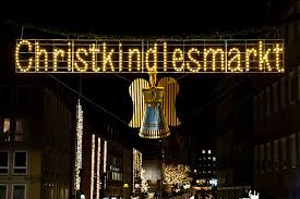 Aktuelle hintergrundinformationen und wissenswertes rund um das thema nürnberger christkindlmarkt. 1 Fc Nurnberg Premiere Club Goes Christkindlesmarkt