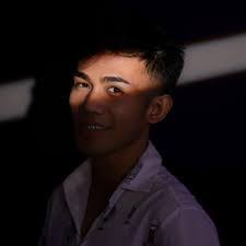 Albert Bazar's Instagram, Twitter & Facebook