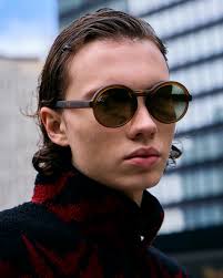 TRIANTAN 2025 SPRING & SUMMER @triantan_official PHOTOGRAPHY KODAI  IKEMITSU（bNm）@kodaiphoto STYLING RYOTA YAMADA @ryotayamada______ HAIR NORI  TAKABAYASHI（YARD）@noritakabayashi VIDEOGRAPHY NAOHIRO OHASHI（Havit Art  Studio） @havitart MODEL DANIA ...