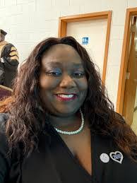 Tia Staples's Instagram, Twitter & Facebook