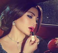 هكذا تفو قت هيفاء وهبي على عارضات فيكتوريا سيكريت Bridal Makeup Tips Eye Makeup How To Apply Lipstick
