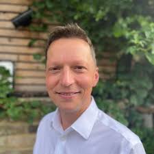 Thrilled to share that I've joined BankSocial—a company at the forefront of  bridging traditional banking and blockchain innovation.