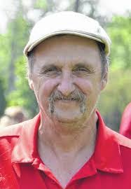 Mike Hecker's Instagram, Twitter & Facebook