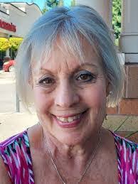 Phyllis Kirtley's Instagram, Twitter & Facebook