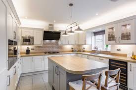 Some shaker cabinets are very clean and simple, while other have decorative edge detailing. Classic Kitchen Design Bespoke Kitchen Surrey Kitchens Bespoke