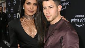 I was losing weight, drinking tons of water, using the. Nick Jonas Priyanka Chopra Baby Alarm Ein Insider Packt Uber Die Nachwuchs Plane Aus Bunte De