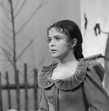2021), proslavila se hlavní rolí ve filmu tři oříšky pro popelku (1973), je držitelkou českého lva 1996 za roli ve filmu kolja. The Legendary Cinderella Libuse Safrankova Has Died