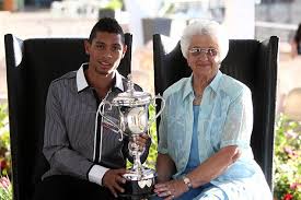 His world record setting 400 meter run at the 2016 olympics topped the previous. South Africa Sprinter Wayde Van Niekerk Is Trained By 74 Year Old Great Grandmother Daily Mail Online