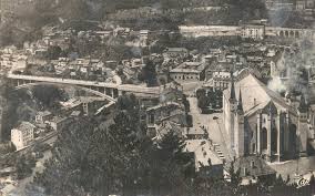Parking(s) gratuit(s) ou payant(s) à proximité. Saint Claude Mairie De Saint Claude Et Sa Ville 39200 Jura
