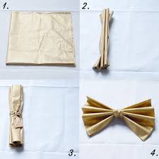 Diy Trois Pliages De Serviettes Un Peu Kitsch Pour Les Fetes Pliage Serviette Pliage Serviette Noeud Serviettes