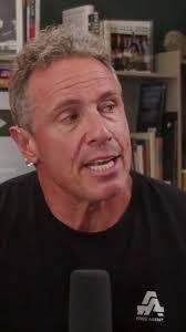 Chris Comas's Instagram, Twitter & Facebook