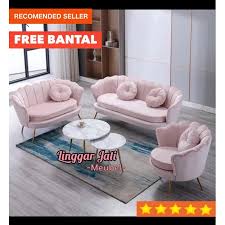 Sofa adalah salah satu perabot utama di ruang tamu. Harga Sofa Tamu Minimalis Terbaik Furniture Perlengkapan Rumah Agustus 2021 Shopee Indonesia