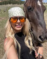 Shelby Everett (@shelby__everett) • Instagram photos and videos