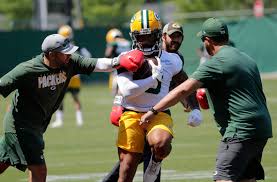 The official source of the latest packers headlines, news, insider inbox, history stories, transactions, press releases, and gameday coverage Better Packers Receiver In 2021 Devin Funchess Or Amari Rodgers Zone Coverage