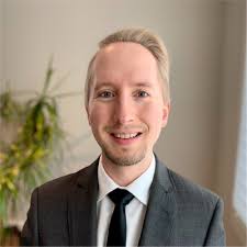 It's A Level results day! Congratulations to everyone opening their  envelopes today. We're sure your hard work and dedication have paid off. To  our Leeds alumni, what tips and wisdom have you