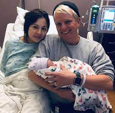 One day when i had a happy life, i found a lipstick on my husband 's. Kits Alt 105 3 San Francisco S Aaron Axelsen Welcomes Baby Boy Allaccess Com