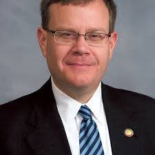 Jeffrey Billman's Instagram, Twitter & Facebook