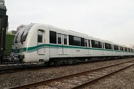 Utc +8 • moscow, russia time offset: File 20171125åœé äºŽåŒ—éƒŠç«™çš„12a02åž‹åˆ—è½¦ Jpg Wikipedia