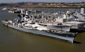 Photos Of The Us Navy Mothball Fleet Port Chicago Ca Taken On July 9 2009 With Stu Sharf Hayward Helicopters Anchored In Navy Ships Us Navy Ships Uss Iowa
