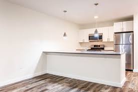 A lot of closet huge newly renovated 4 bedroom 2 bathroom multi level apartment on a quiet street located in the thriving, highly walkable downtown east. Apartments For Rent In East Orange Nj Apartments Com
